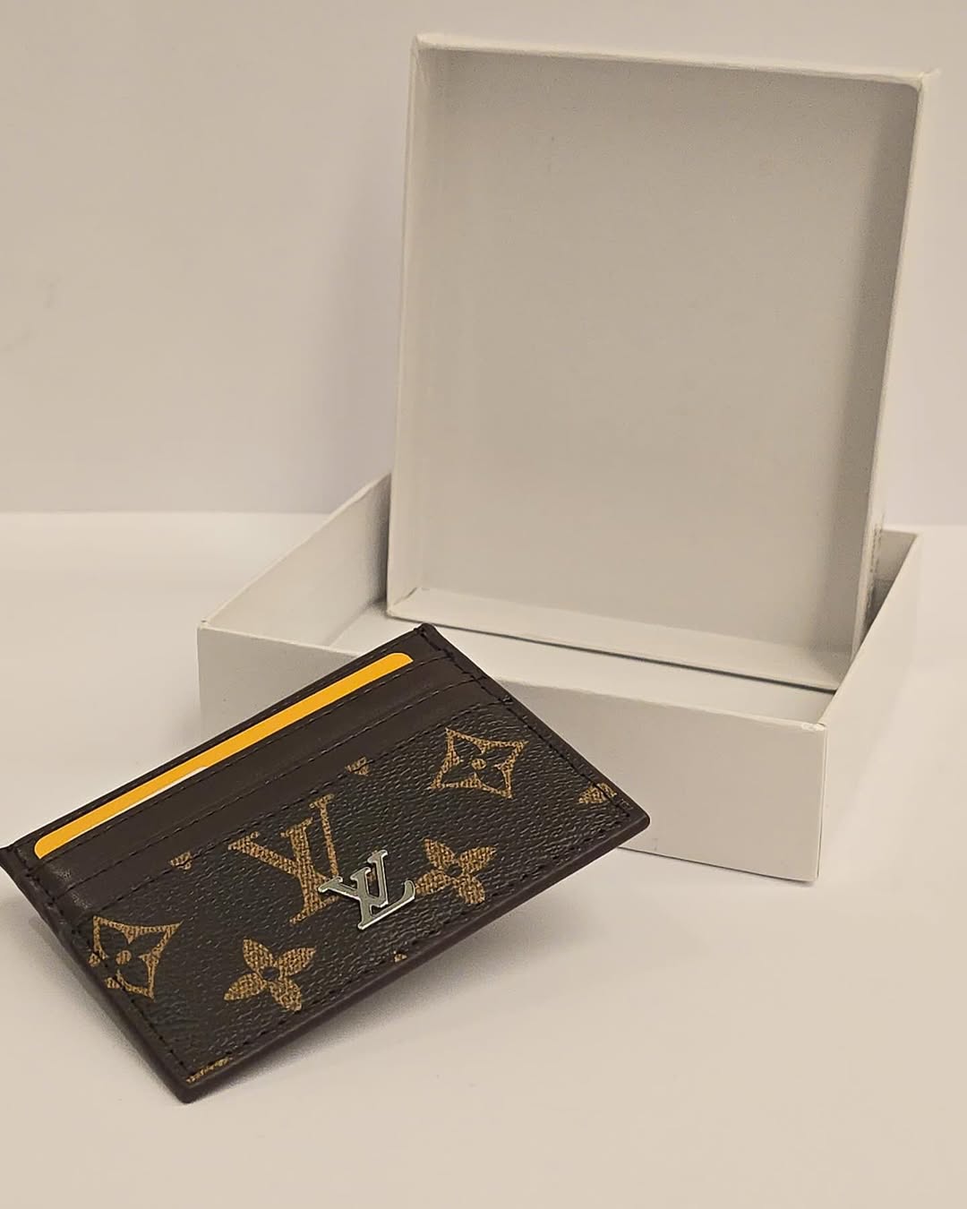 Louis Vuitton - Card Holder